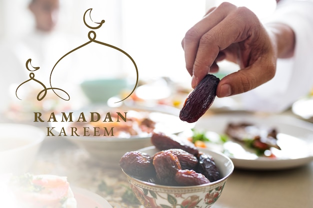 Photo | Ramadan kareem banner with greeting
